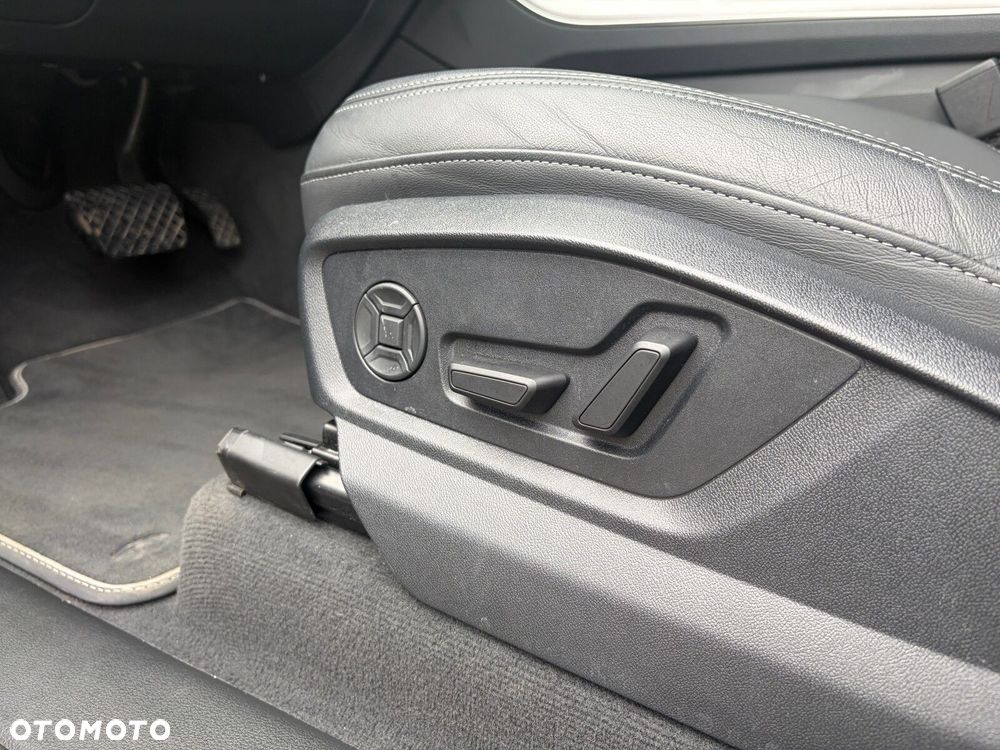 Audi Q7 - 11