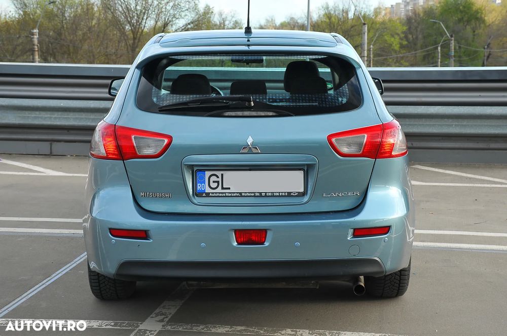 Mitsubishi Lancer 1.8 CVT Intense - 10