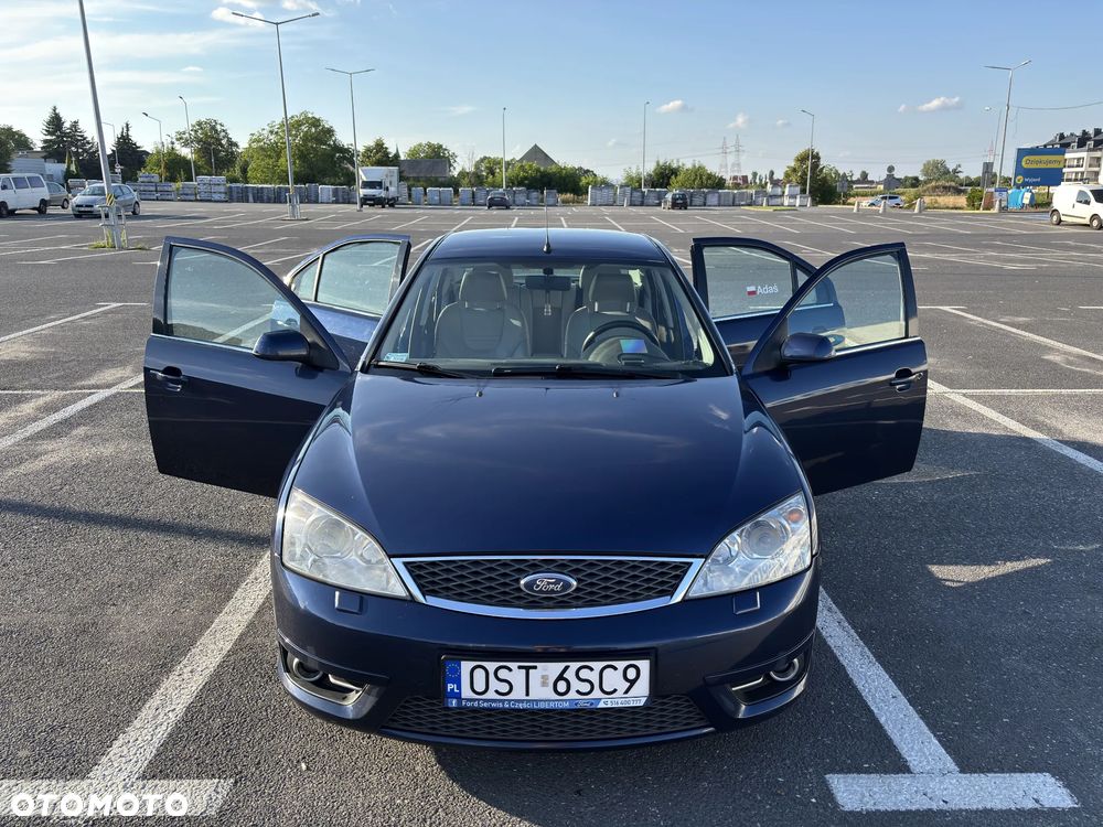 Ford Mondeo V6 ST 220 - 3
