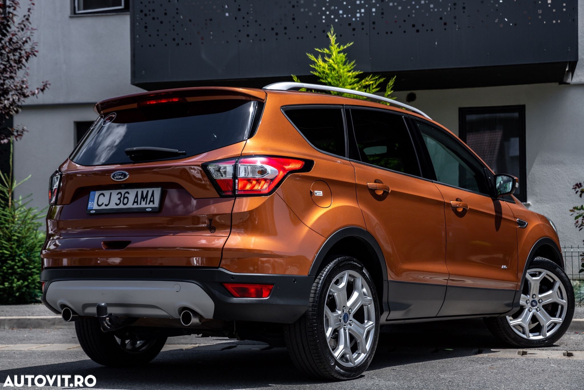 Ford Kuga 2.0 TDCi 4x4 Aut. SYNC - 5