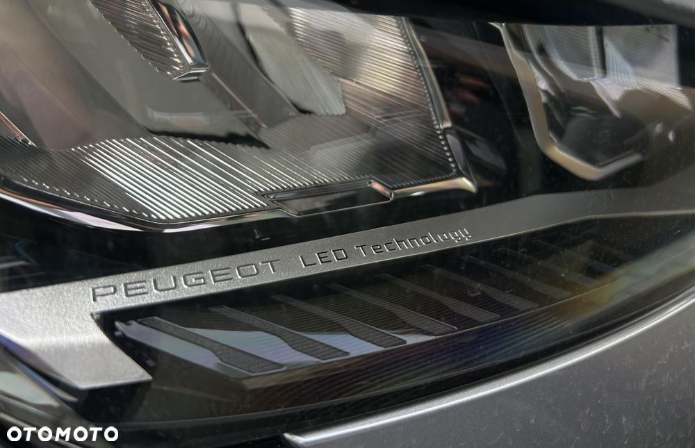 Peugeot 308 1.5 BlueHDi Allure S&S EAT8 - 21