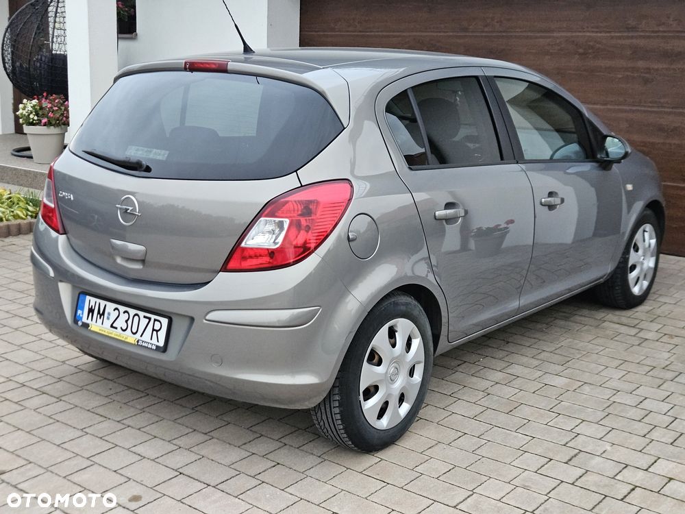 Opel Corsa - 4