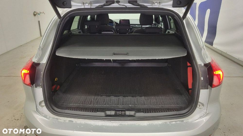 Ford Focus - 21