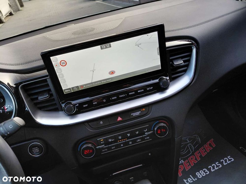 Kia Ceed - 24