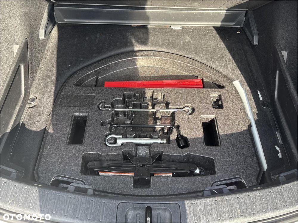 Toyota Corolla 1.8 Hybrid Active - 18