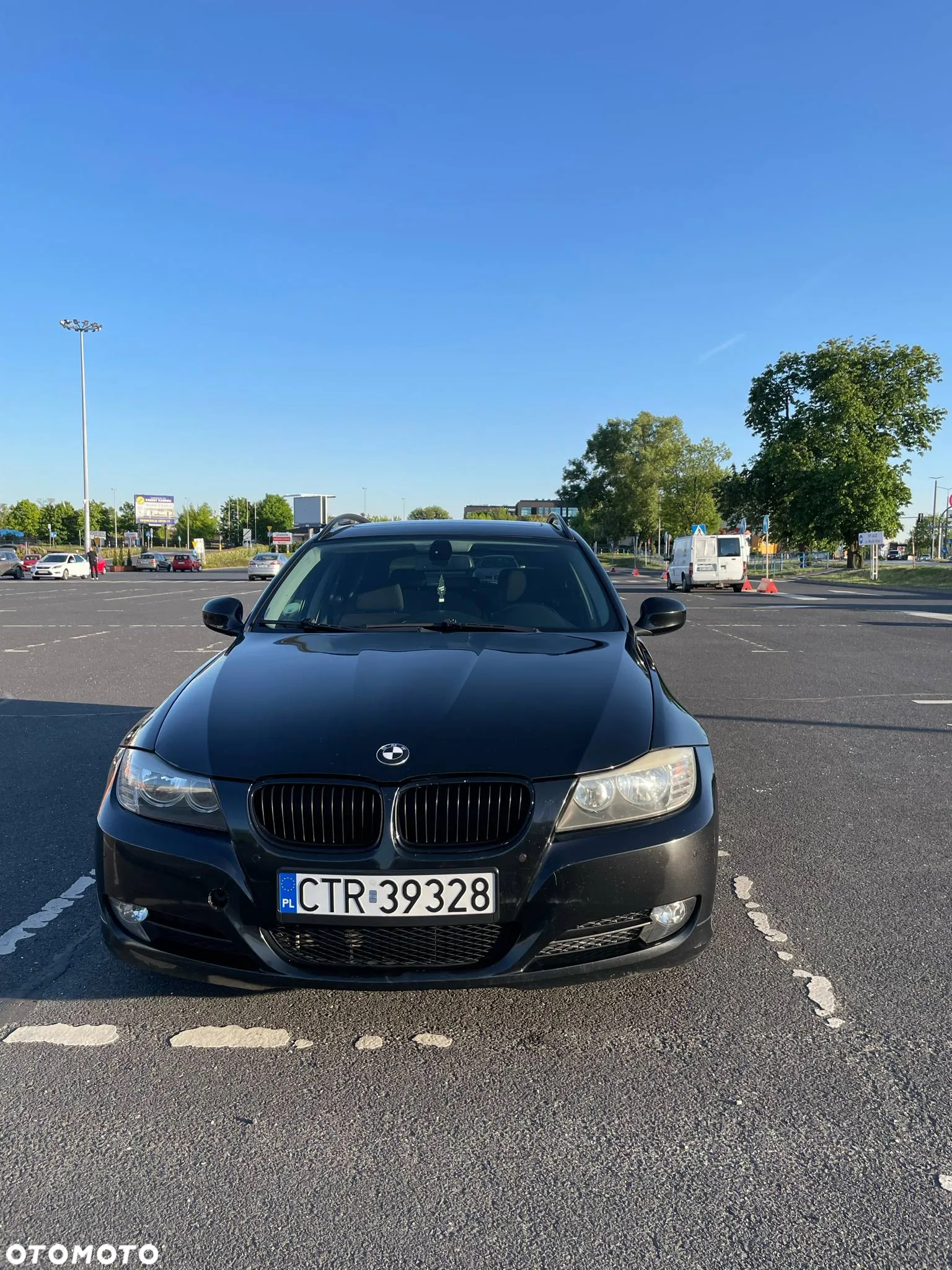 BMW Seria 3 318d - 3