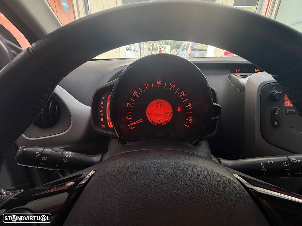 Toyota Aygo 1.0 Plus - 10