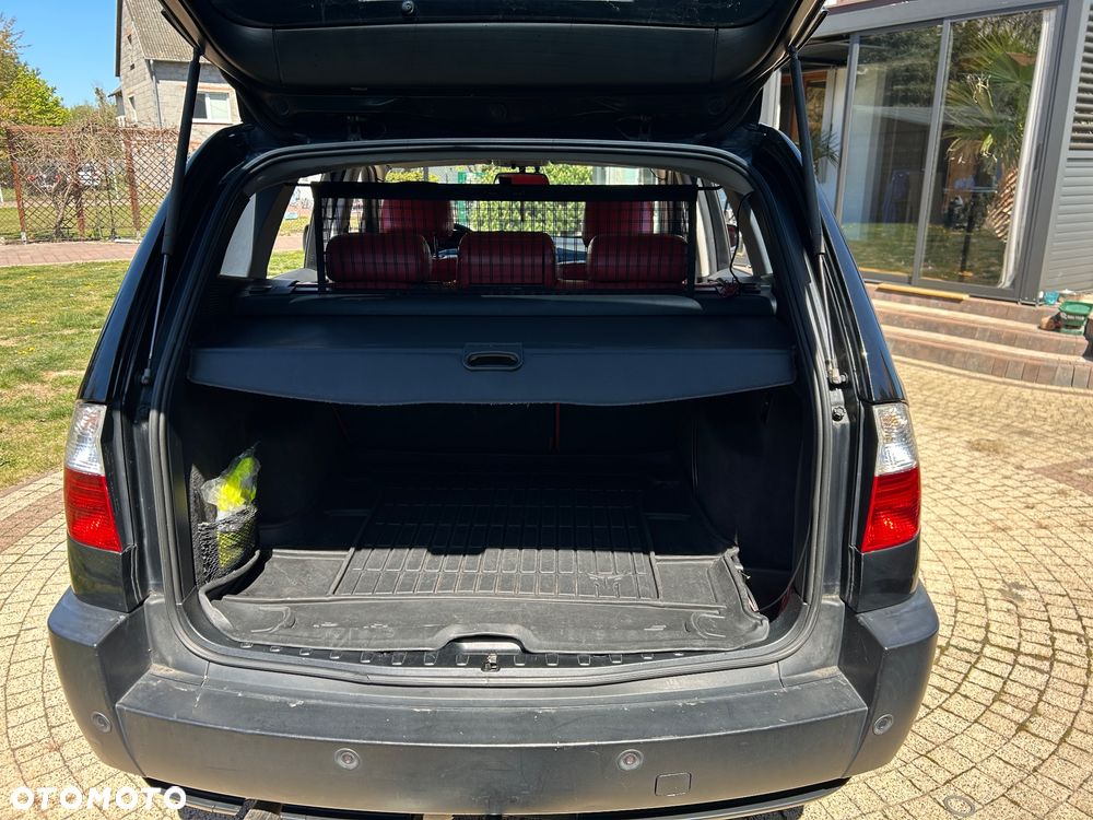 BMW X3 2005 photo 2