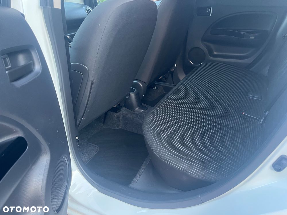 Mitsubishi Space Star 1.2 Invite CVT - 17