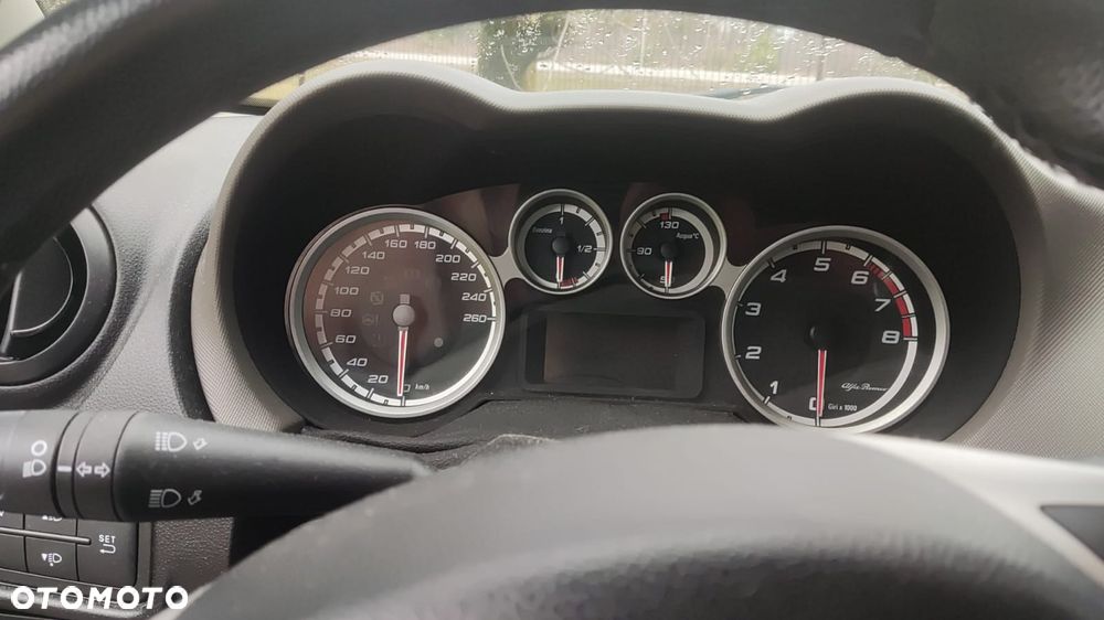 Alfa Romeo Mito 1.4 TB MultiAir Distinctive S&S - 9