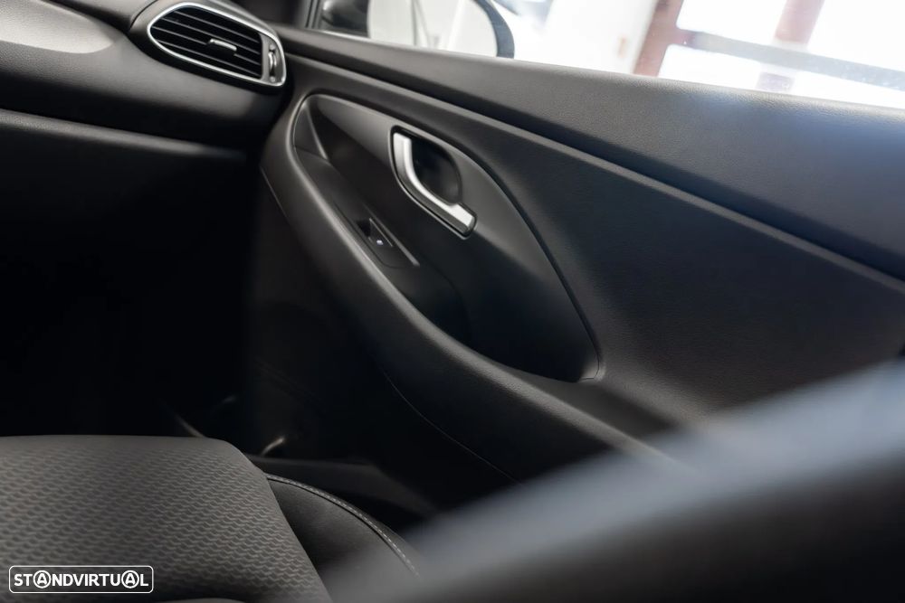Hyundai i30 1.0 T-GDI Style+Navi - 21