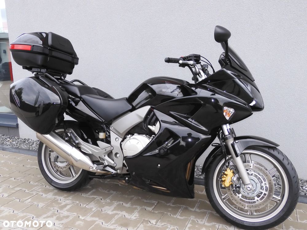 Honda CBF - 28