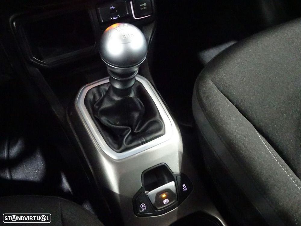 Jeep Renegade 1.0 T Limited - 32