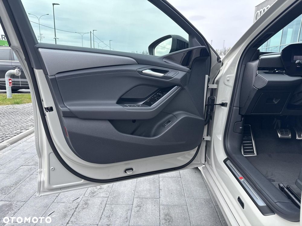 Audi A6 Sportback e-tron - 11