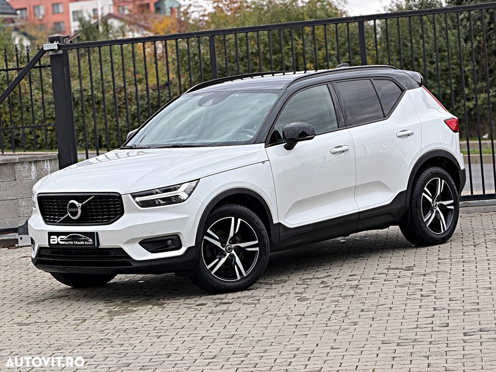 Volvo XC 40 D4 AWD R-Design - 3