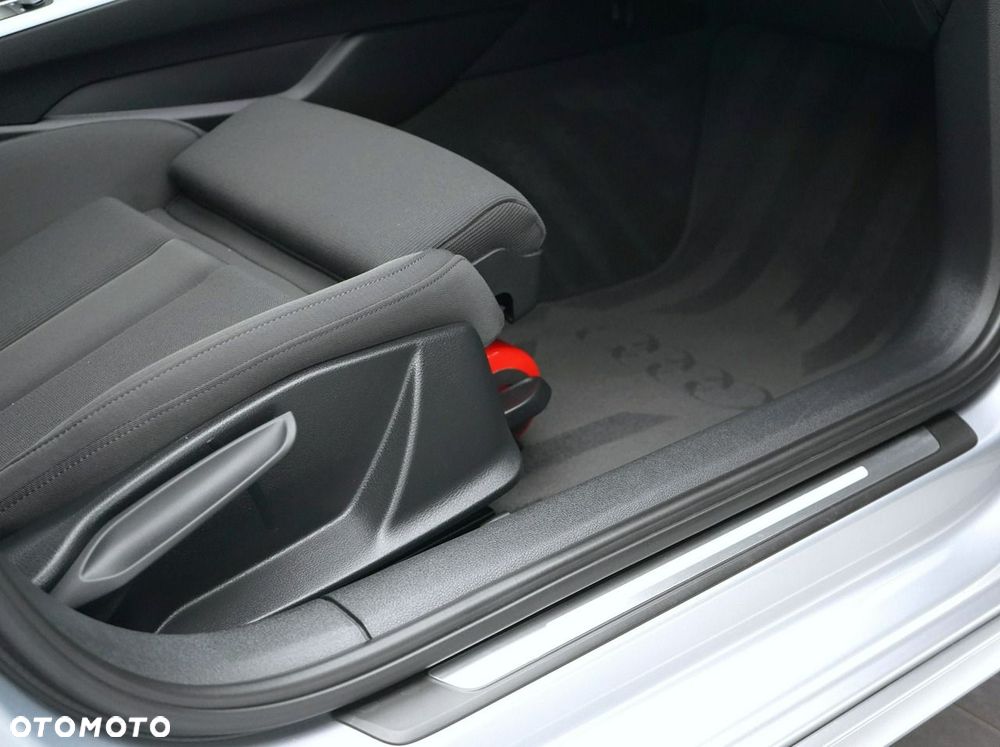 Audi A4 Limousine - 29