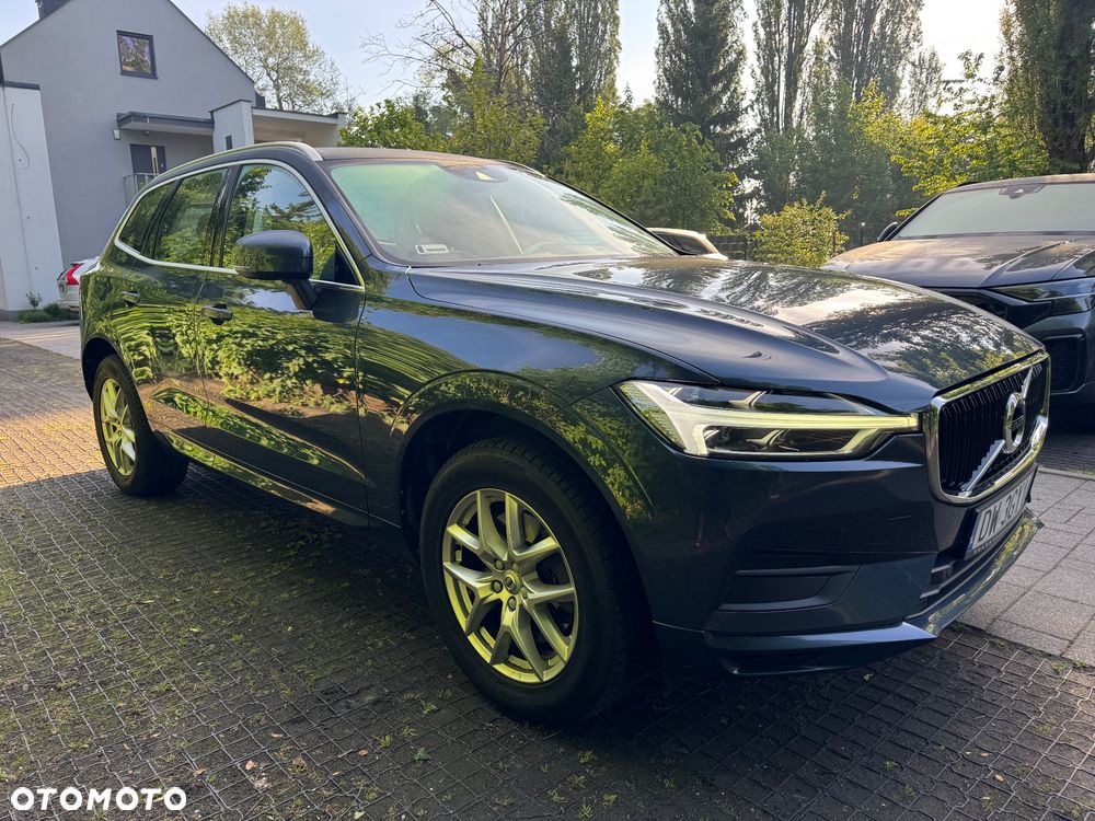 Volvo XC 60 B4 D AWD Momentum Pro - 3