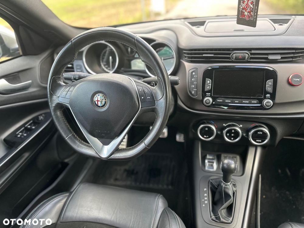 Alfa Romeo Giulietta 1750 TBi QV TCT - 21
