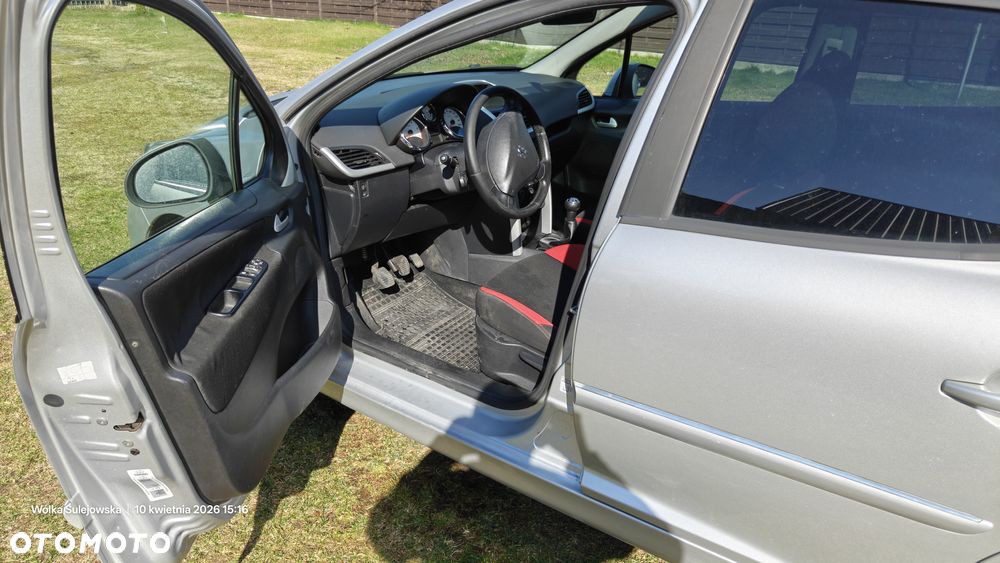 Peugeot 207 HDi FAP 90 (Blue Lion) Business-Line Niveau 1 - 7