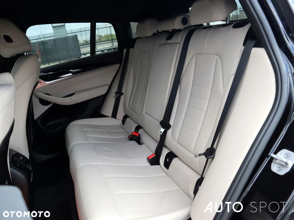 BMW X4 xDrive30i mHEV sport - 39