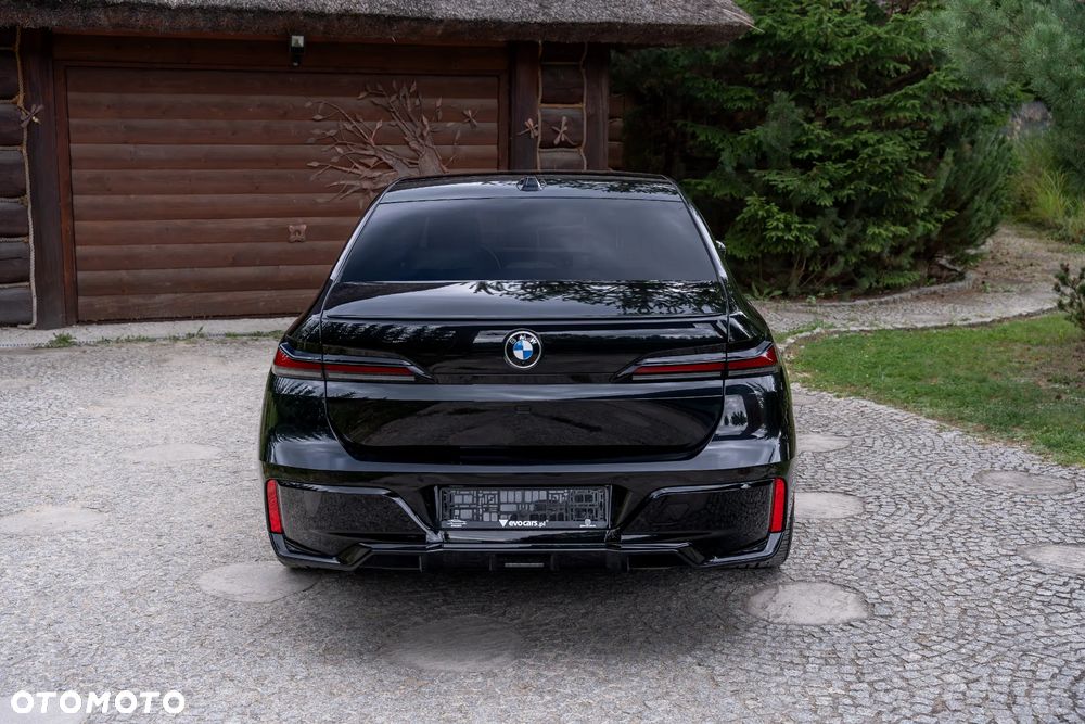 BMW Seria 7 740d xDrive mHEV sport - 7