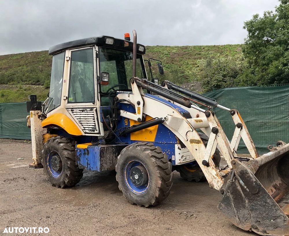Buldoexcavator JCB 2CX - 9