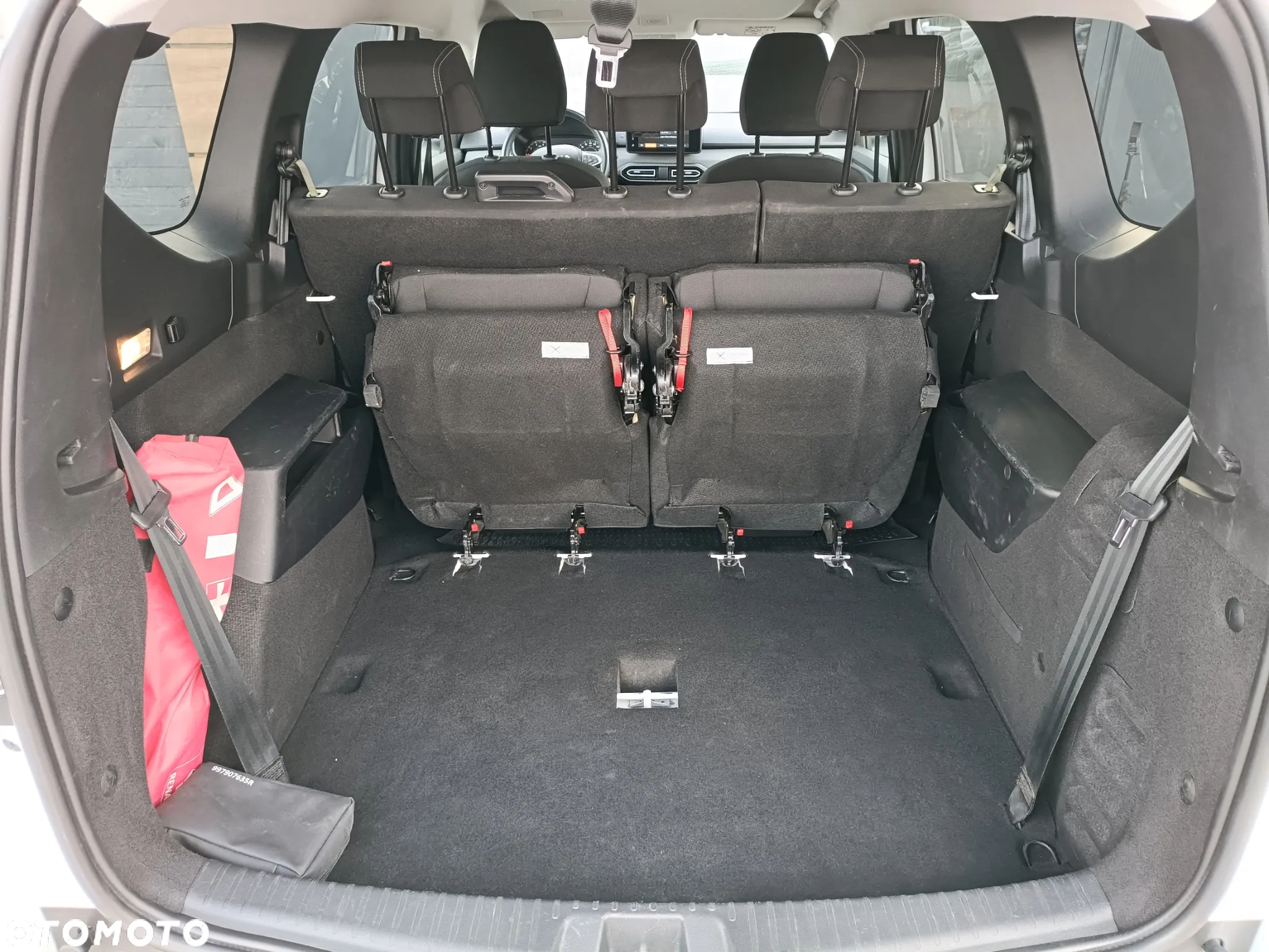 Dacia Jogger 1.0 TCe Expression 7os - 10