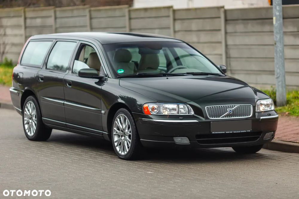 Volvo V70 2.4D5 Summum - 10