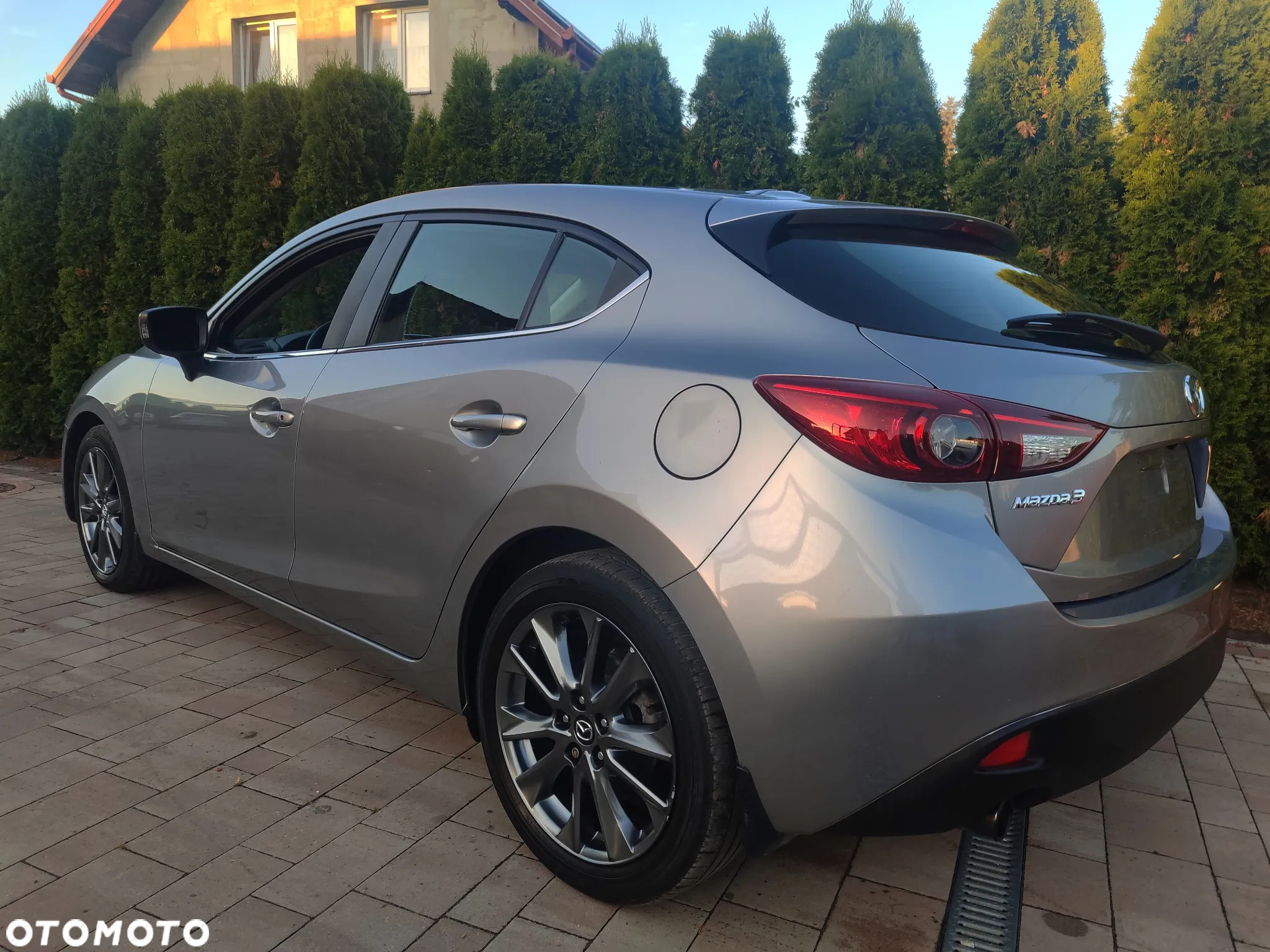 Mazda 3 - 12
