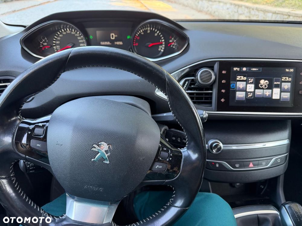 Peugeot 308 - 10