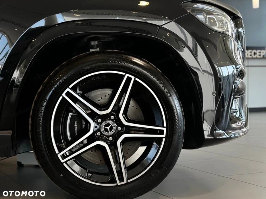 Mercedes-Benz GLS - 23