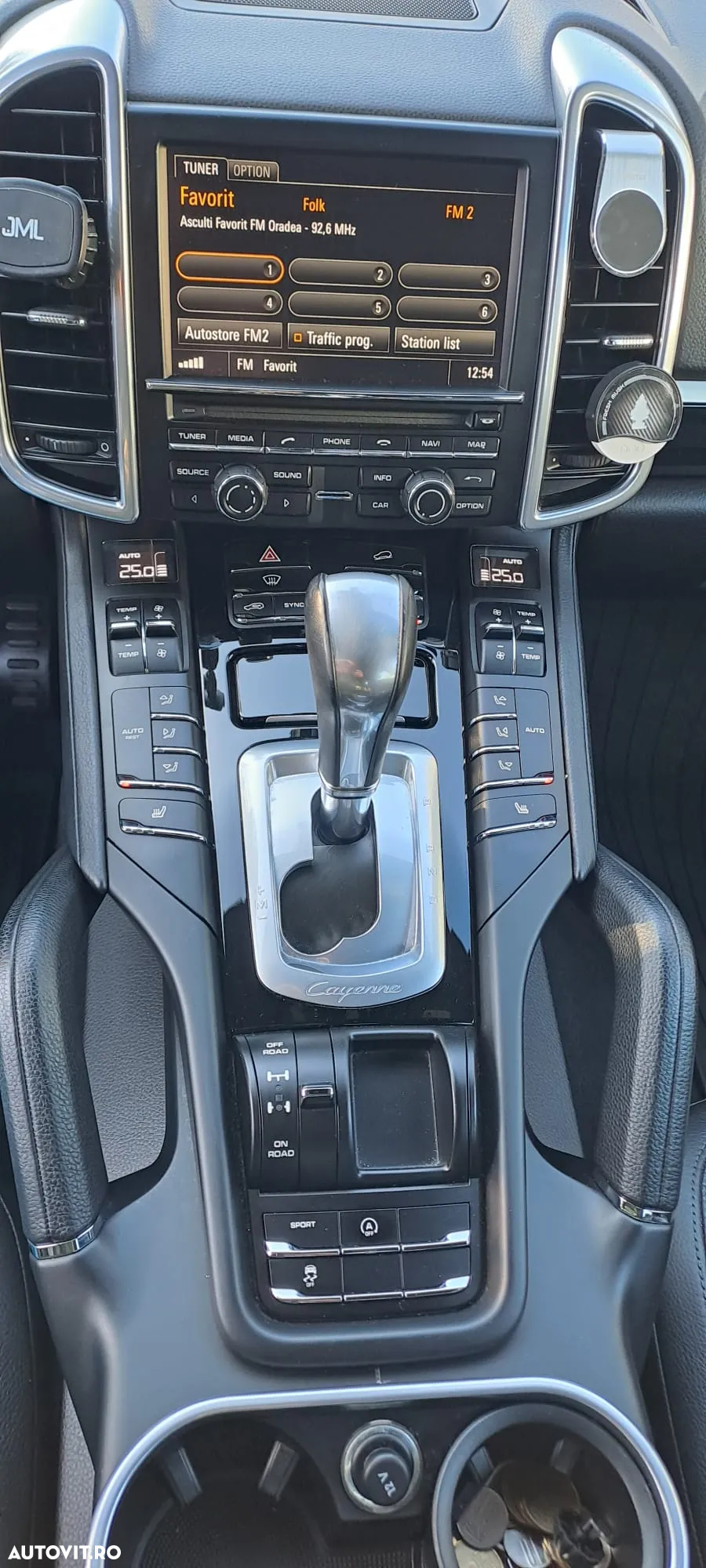 Porsche Cayenne 3.0 L - 10