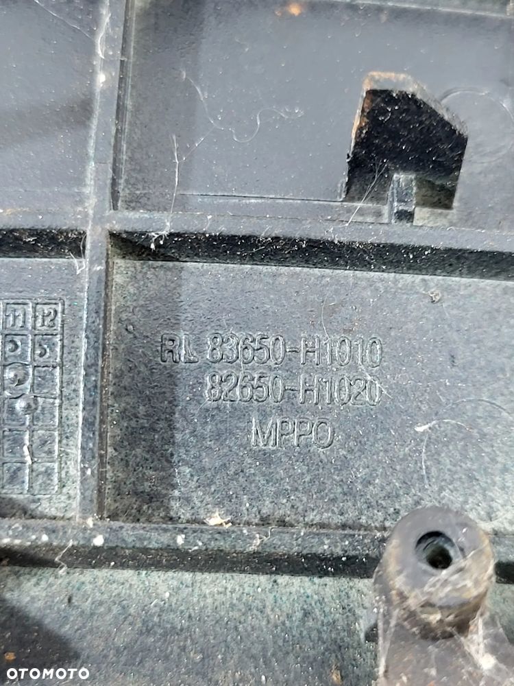 Hyundai Terracan Klamka Lewy Prawy Tył - 9