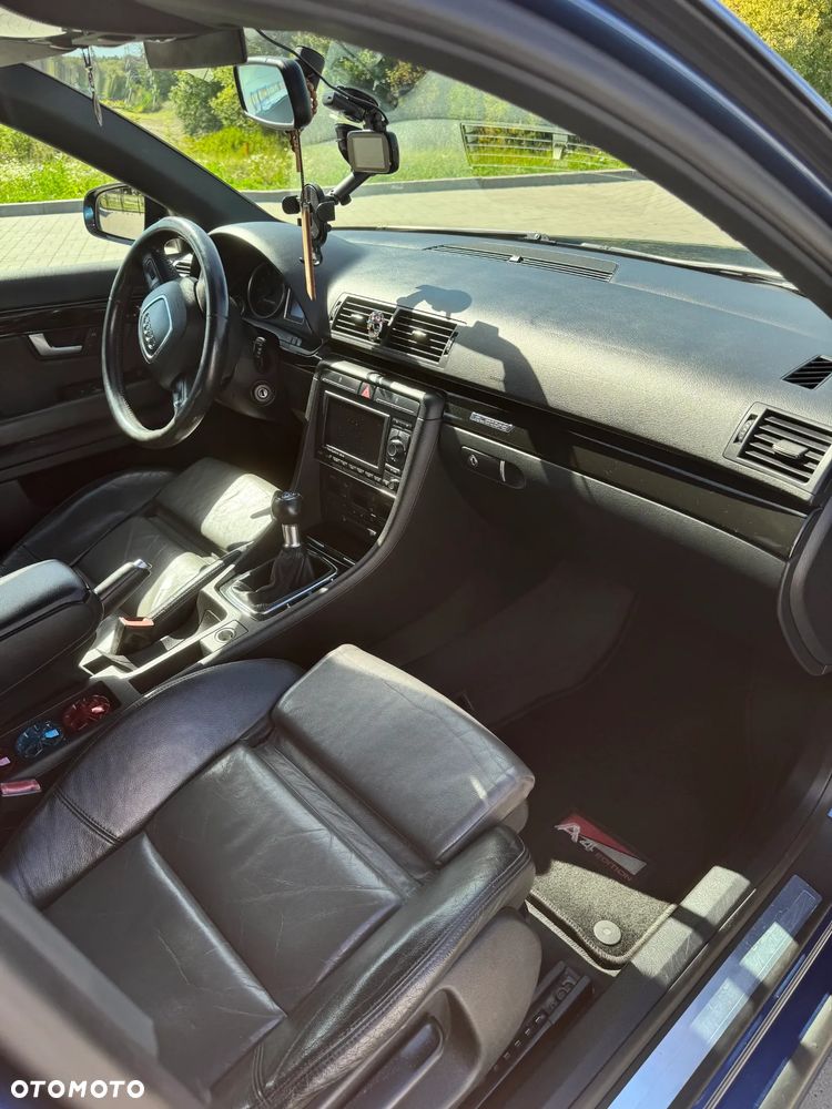 Audi A4 Limousine - 18