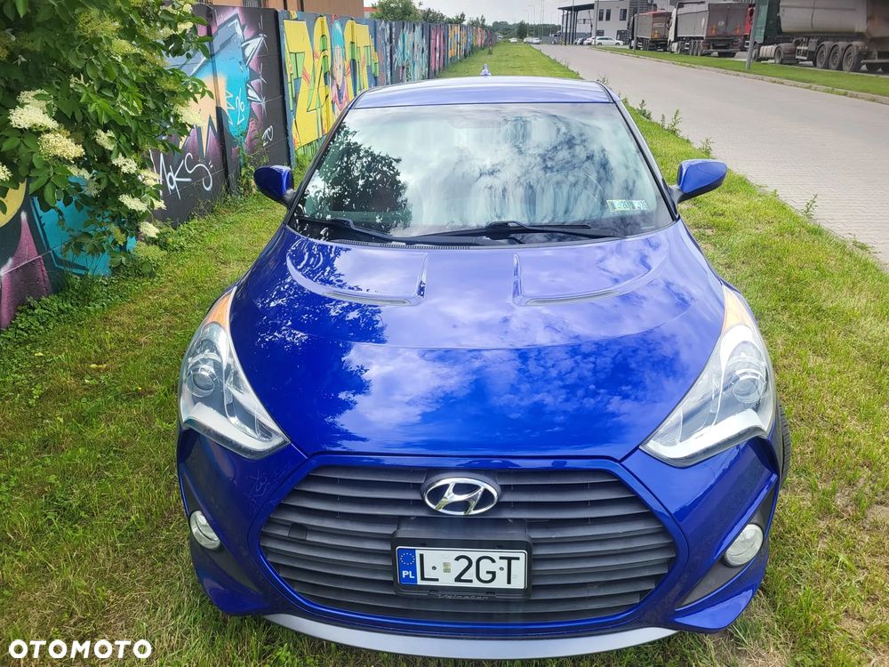 Hyundai Veloster - 8