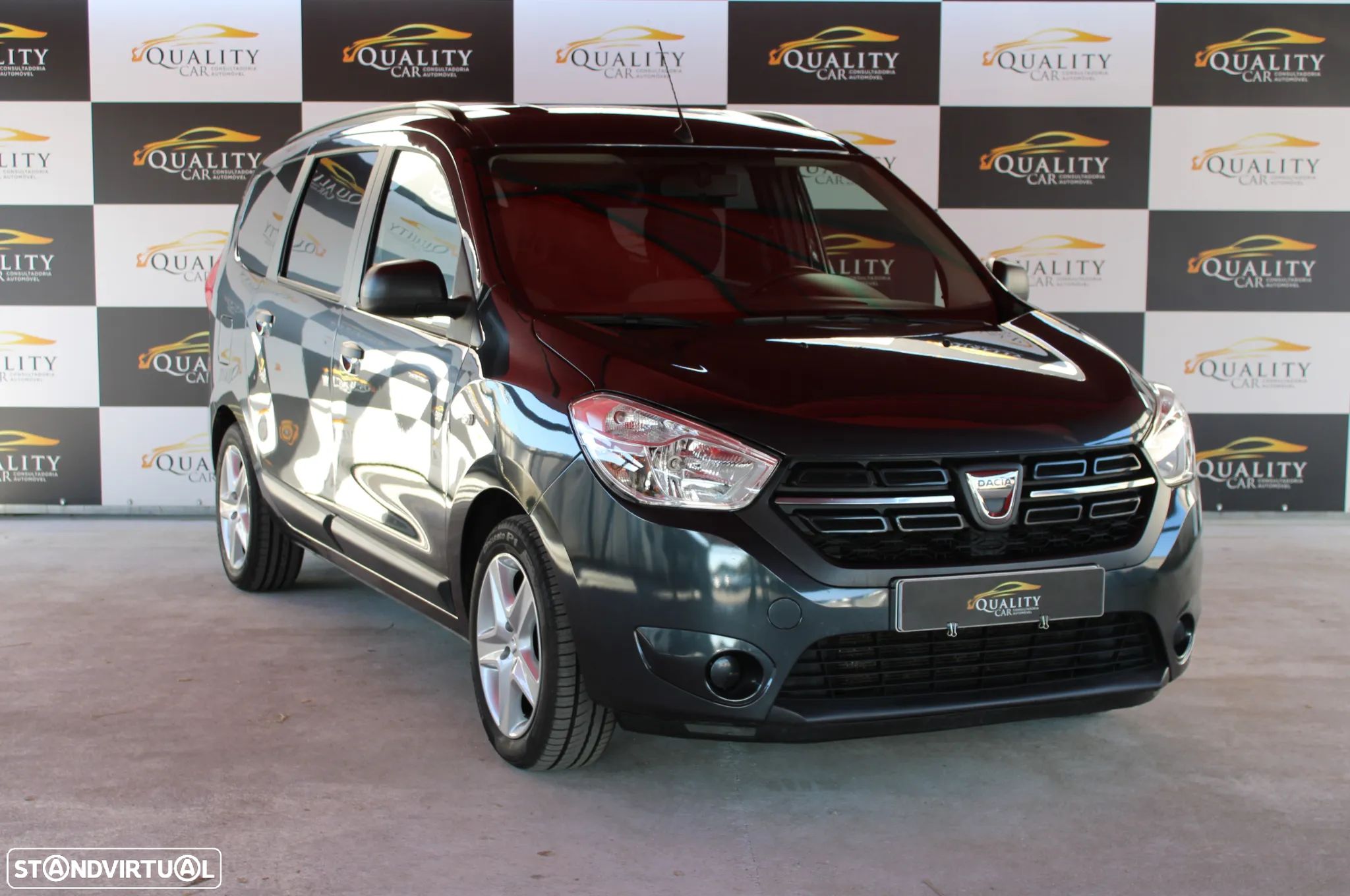 Dacia Lodgy 1.5 dCi Confort 7L - 1
