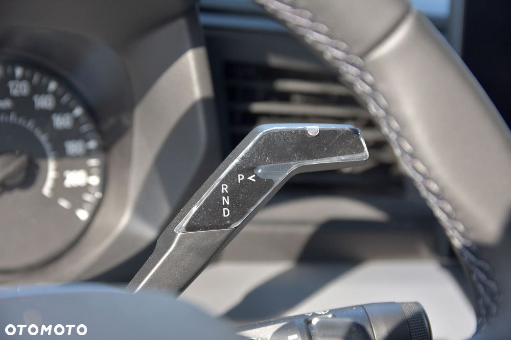 Renault Master 2.0 170KM Zabudowa 9EP Międzynarodówka Kurnik Winda BAR - 18