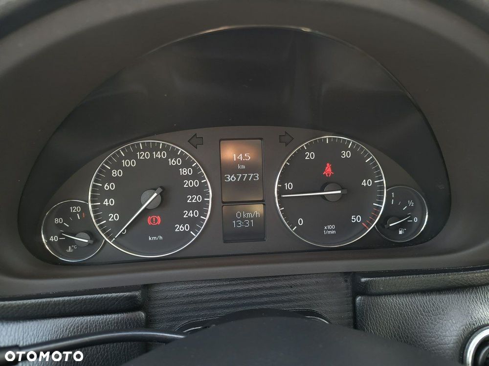 Mercedes-Benz Klasa C 200 CDI Classic - 19