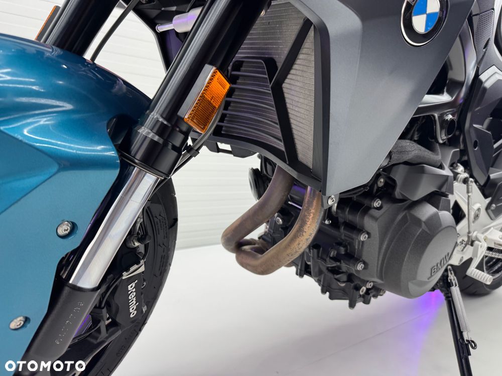 BMW F - 37