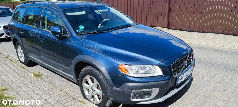 Volvo XC 70 D5 AWD Summum - 1