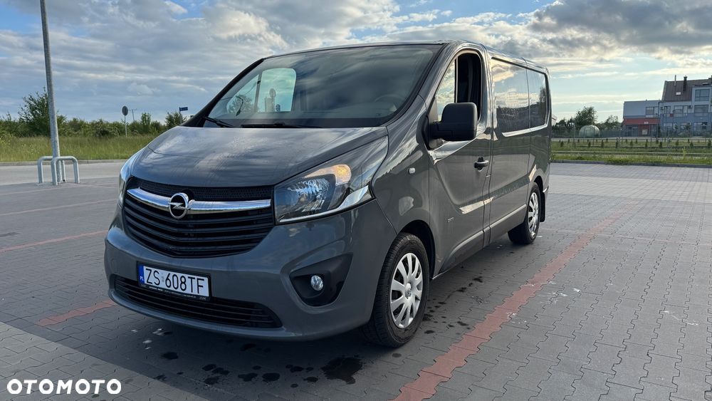 Opel Vivaro - 1