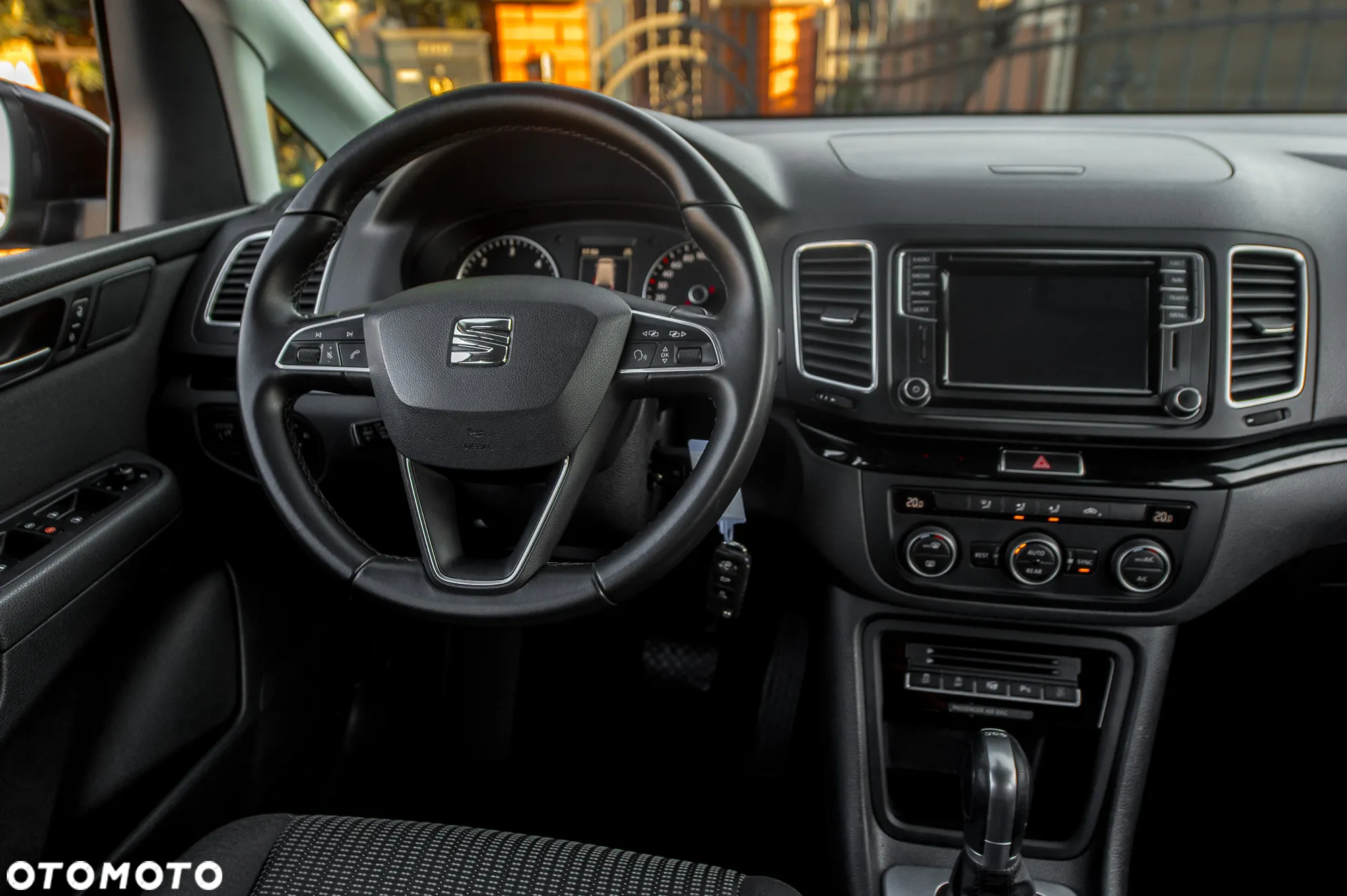 Seat Alhambra 2.0 TDI Reference DSG - 23