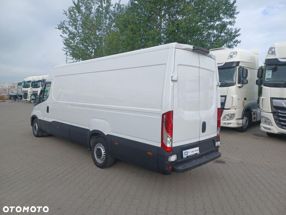Iveco Iveco 35S16 Furgon (30379) - 3