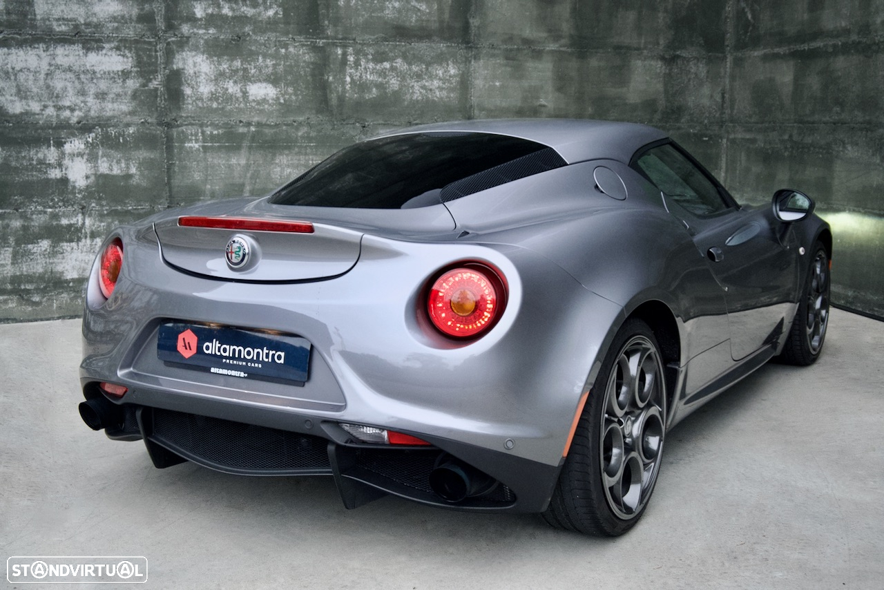 Alfa Romeo 4C 1750 TBi - 6