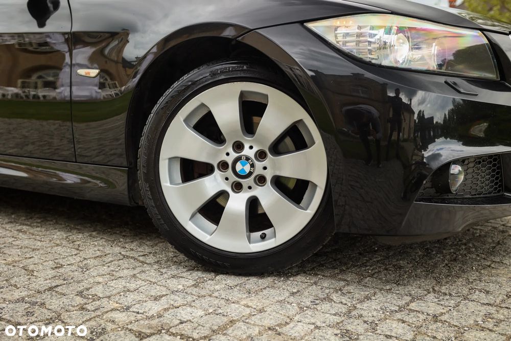 BMW Seria 3 318i Edition Sport - 8