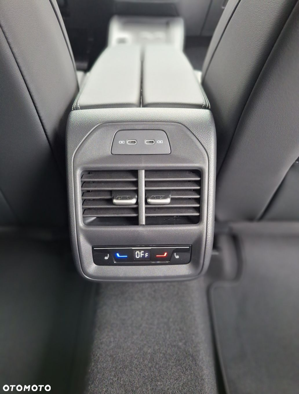 Volkswagen Passat - 30