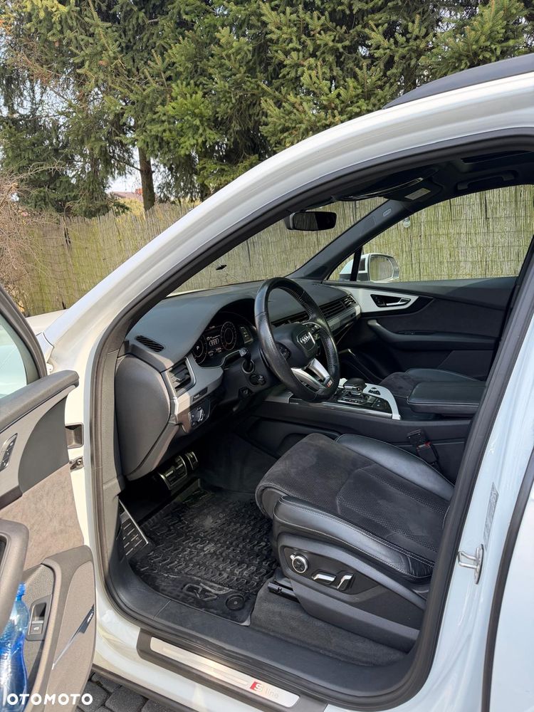 Audi Q7 - 3