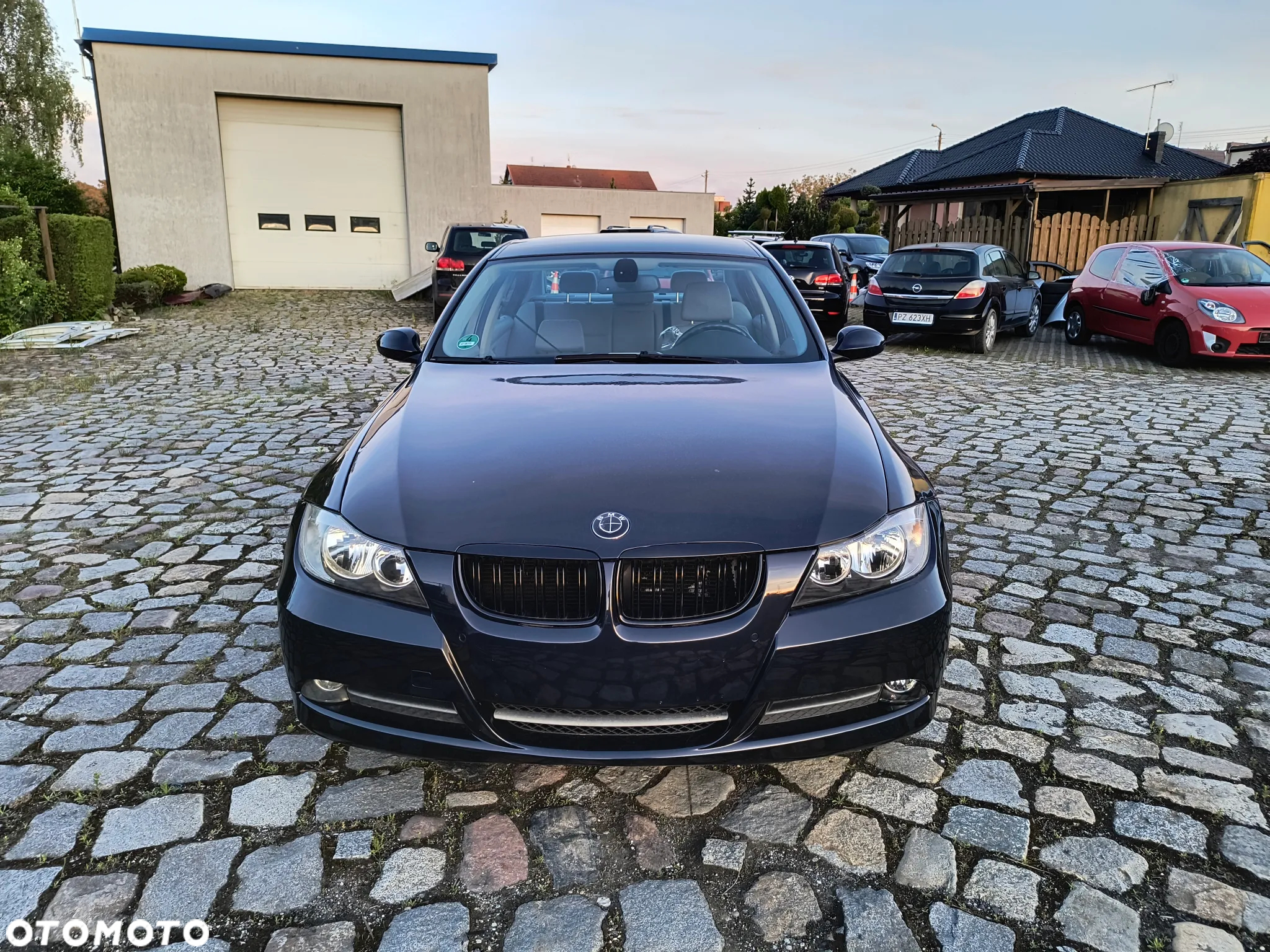 BMW Seria 3 320i - 4