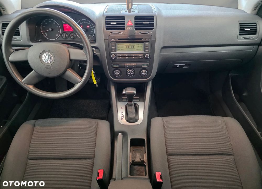 Volkswagen Golf 1.6 Comfortline - 10
