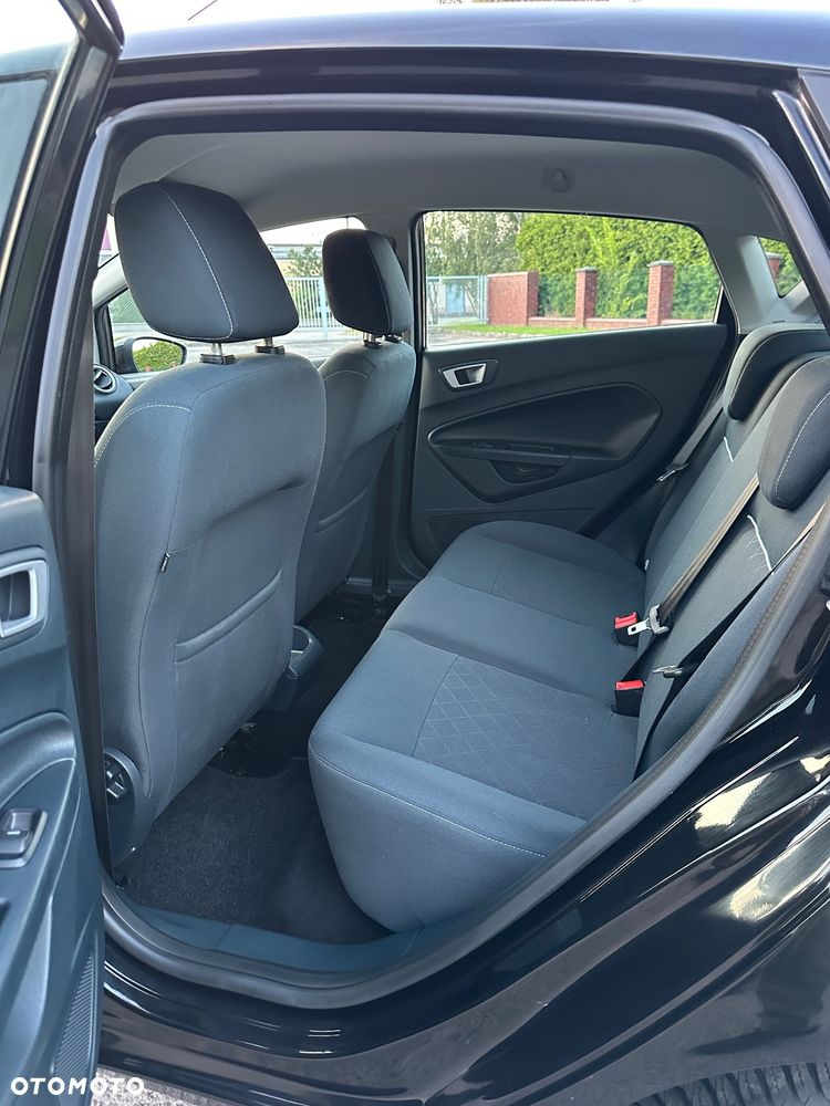 Ford Fiesta 1.25 Ambiente EU5 - 34